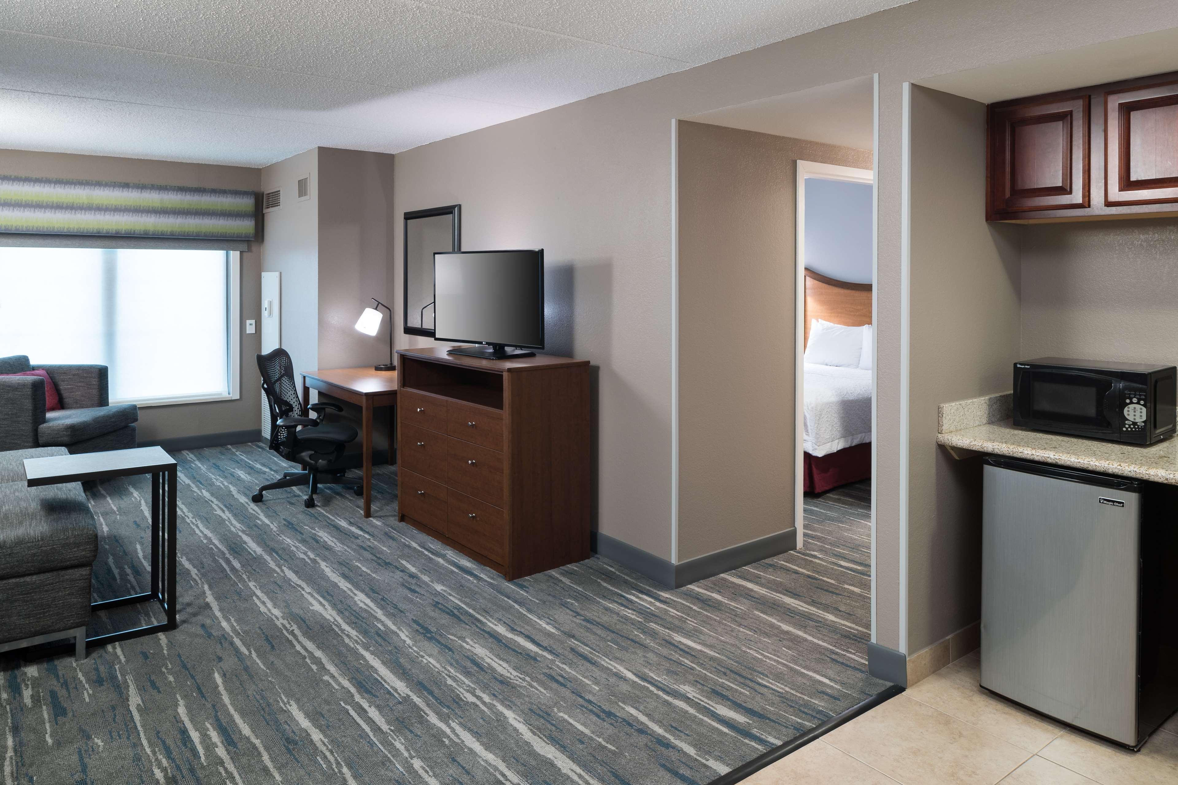 סקוקי Hampton Inn & Suites Chicago North Shore מראה חיצוני תמונה