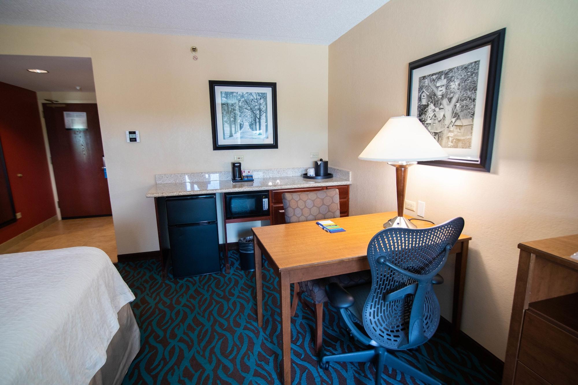 סקוקי Hampton Inn & Suites Chicago North Shore מראה חיצוני תמונה