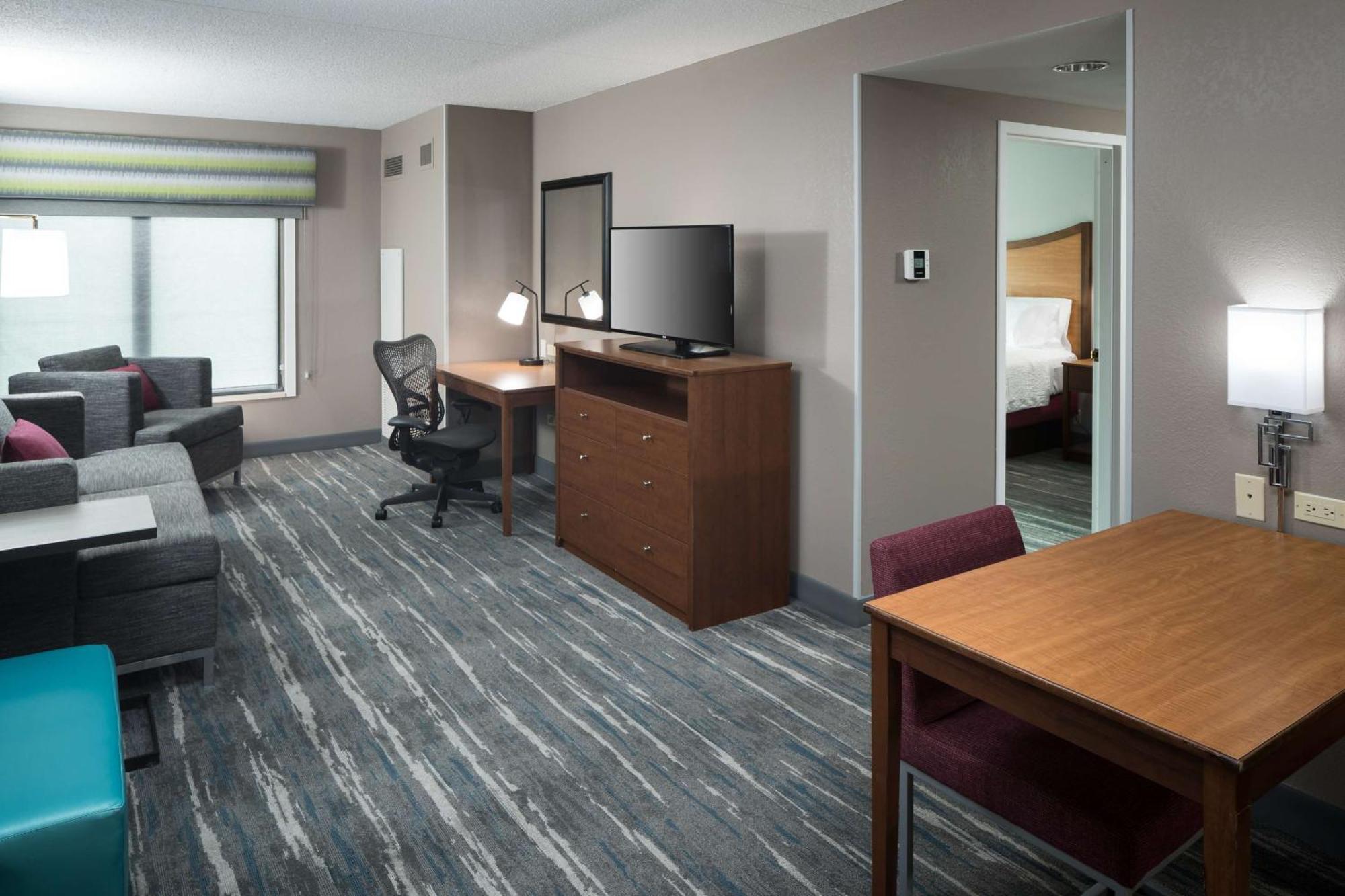 סקוקי Hampton Inn & Suites Chicago North Shore מראה חיצוני תמונה