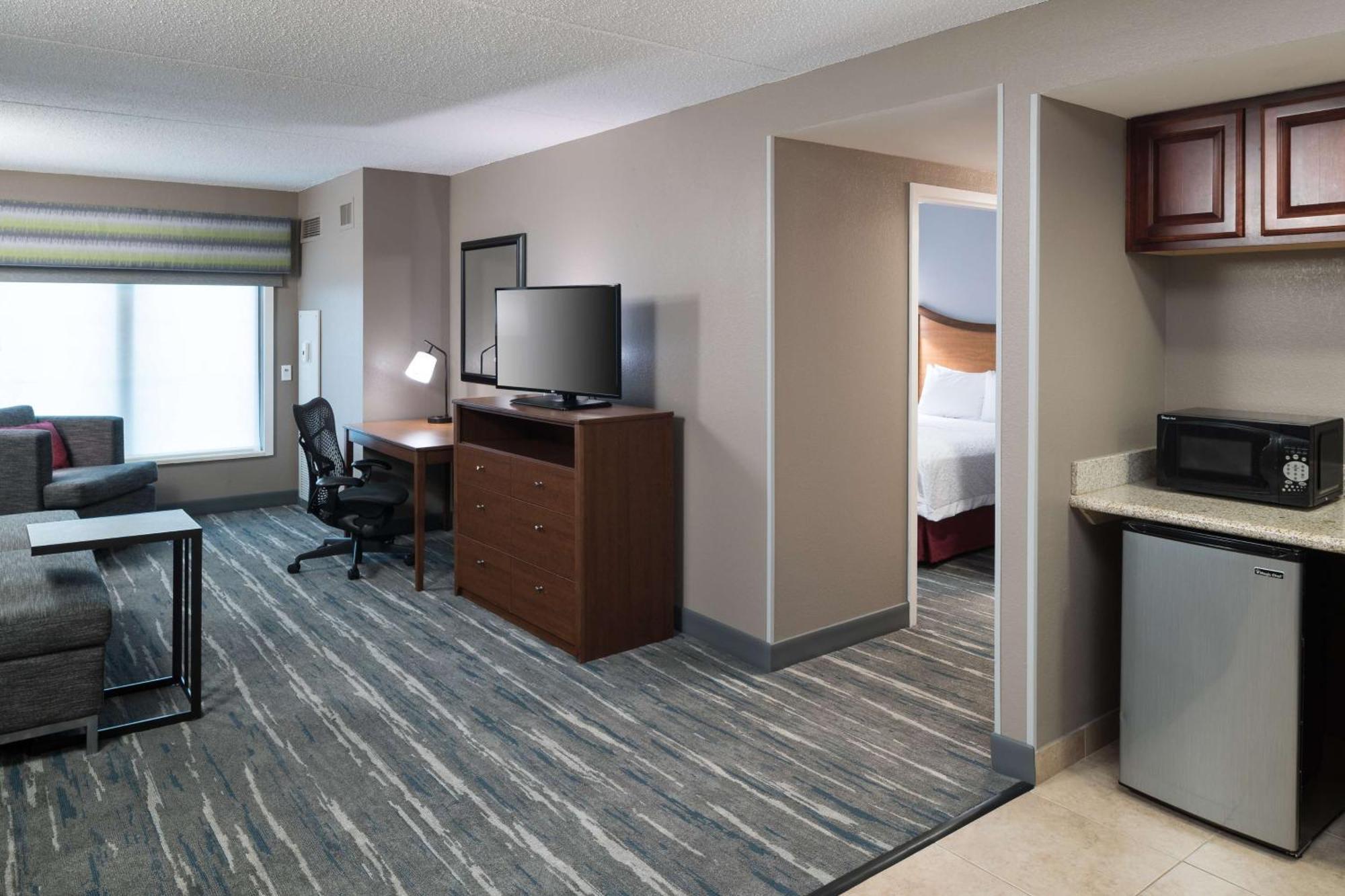 סקוקי Hampton Inn & Suites Chicago North Shore מראה חיצוני תמונה