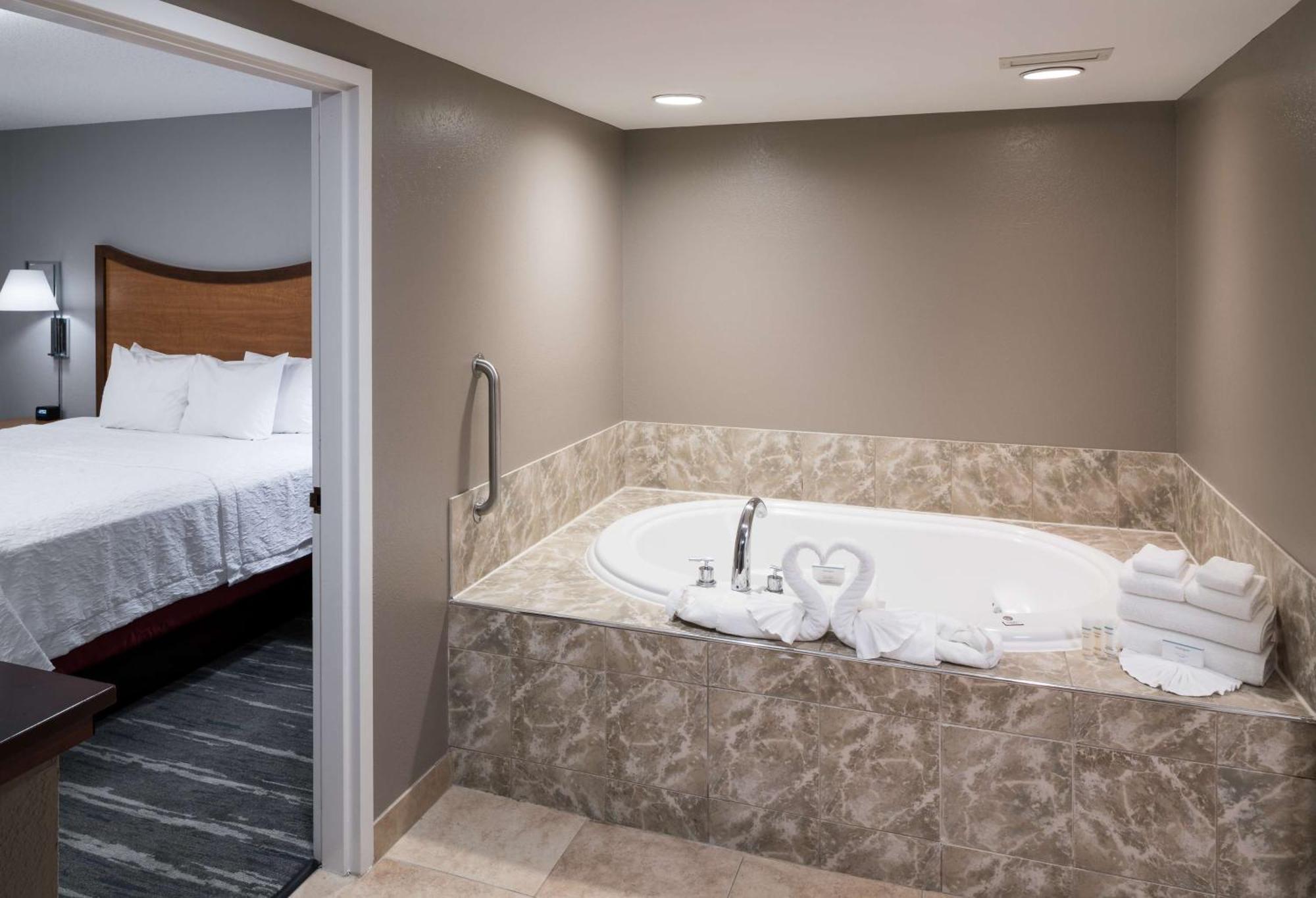 סקוקי Hampton Inn & Suites Chicago North Shore מראה חיצוני תמונה