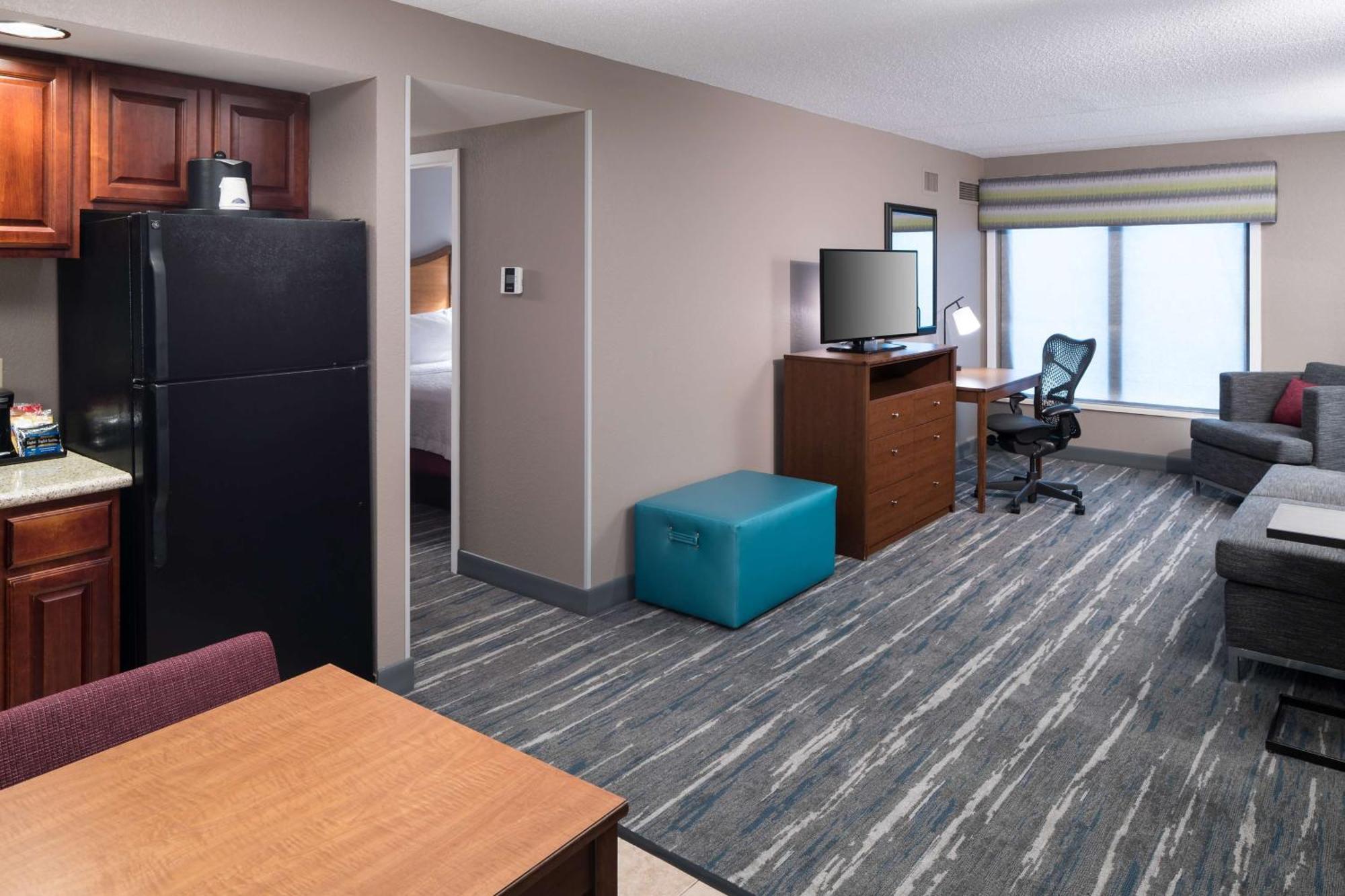 סקוקי Hampton Inn & Suites Chicago North Shore מראה חיצוני תמונה