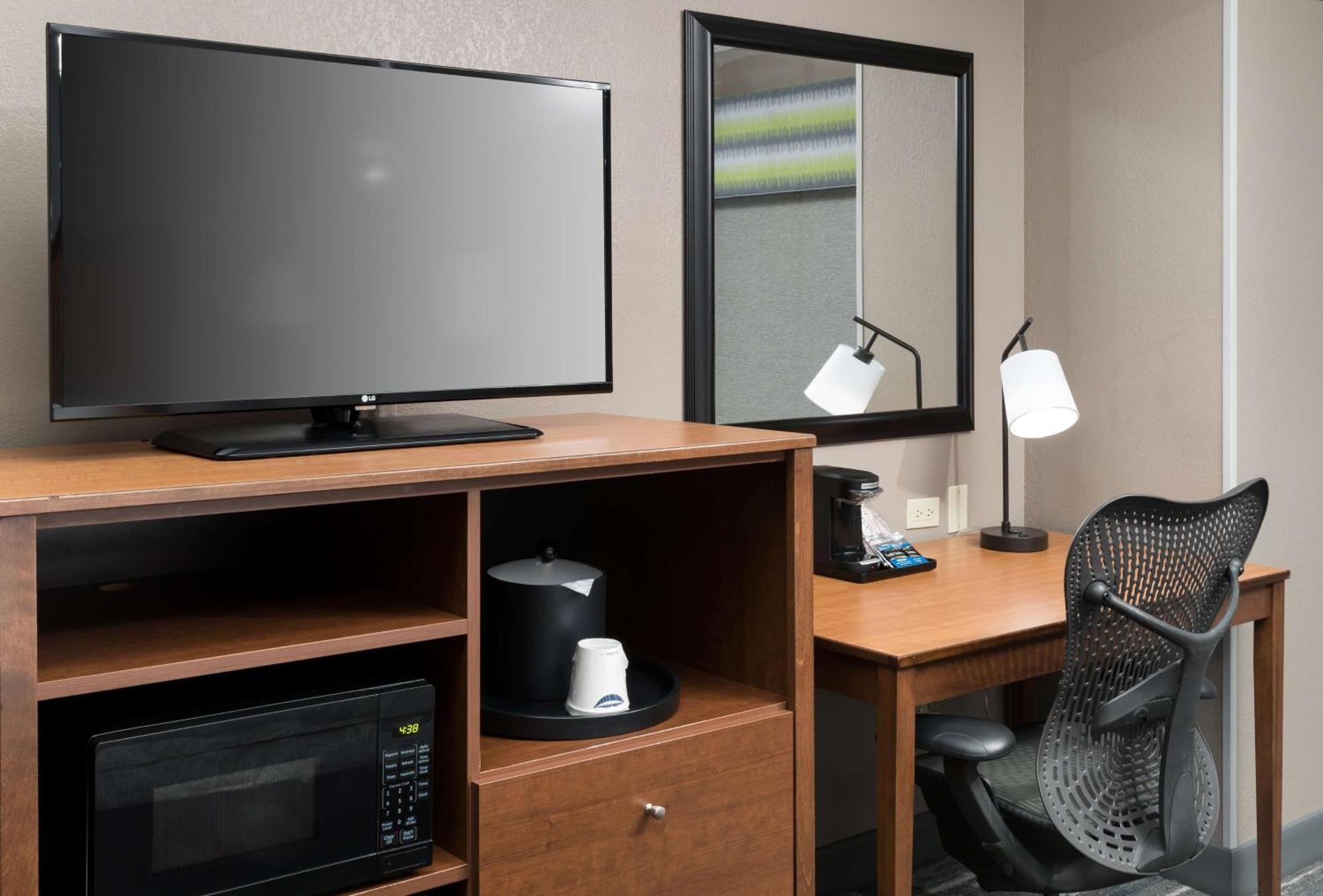 סקוקי Hampton Inn & Suites Chicago North Shore מראה חיצוני תמונה
